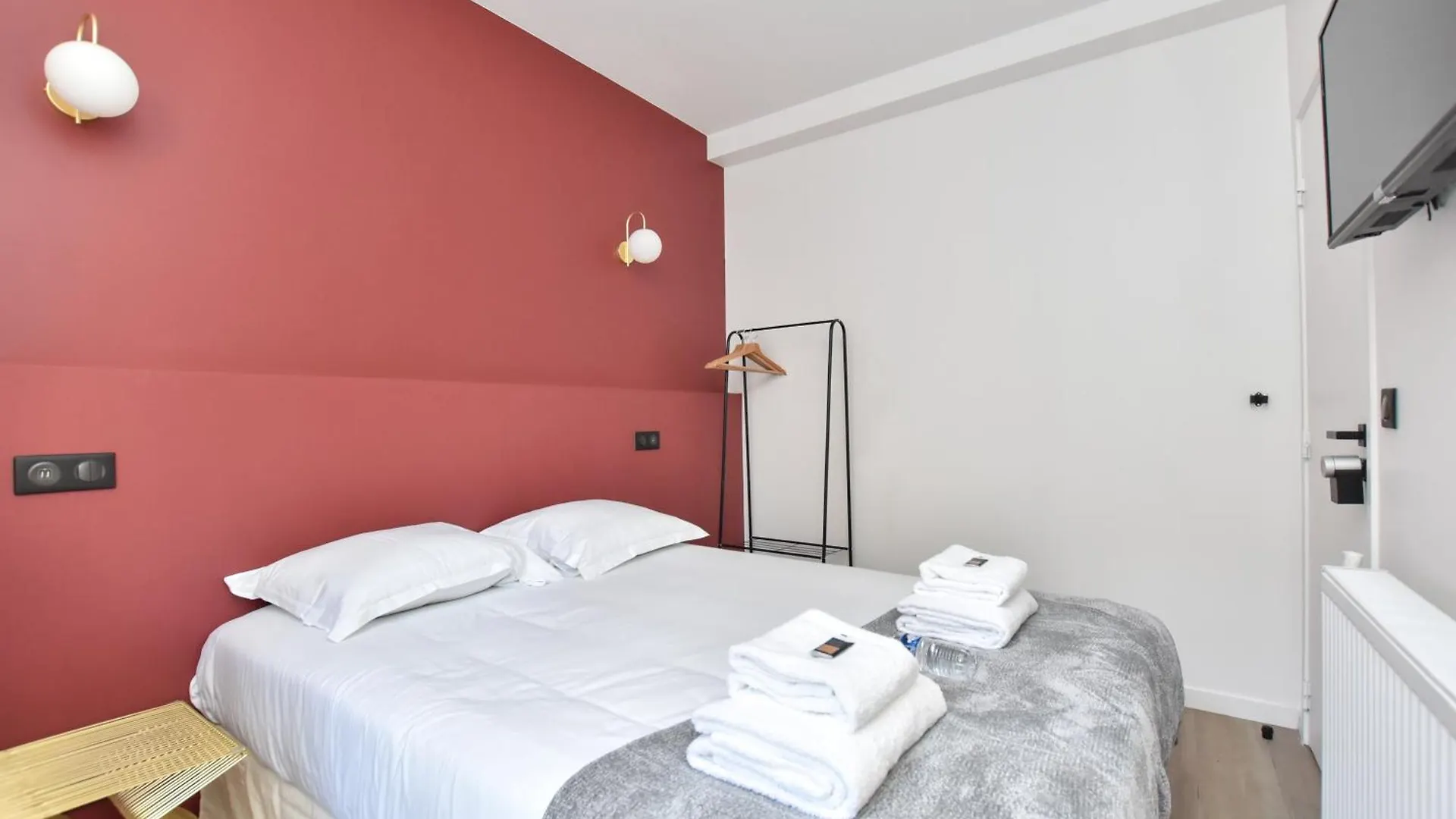 Apartment Authentique Studio - 2P - Javel Tour Eiffel Paris France